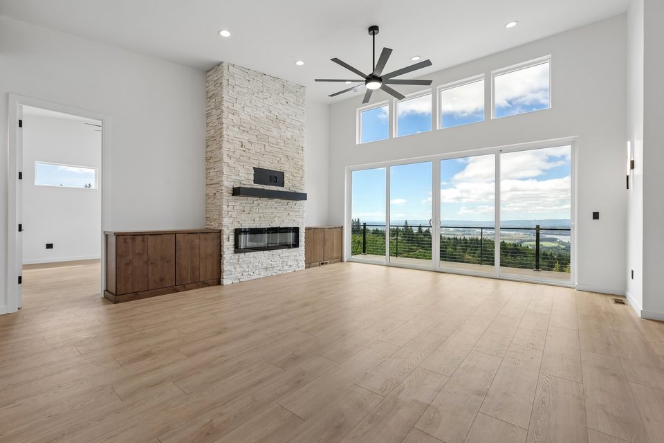 Great room with floor-to-ceiling windows and Columbia River views